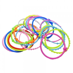 Candy-Colored  Silicone Wristband Displayed the Youth Air